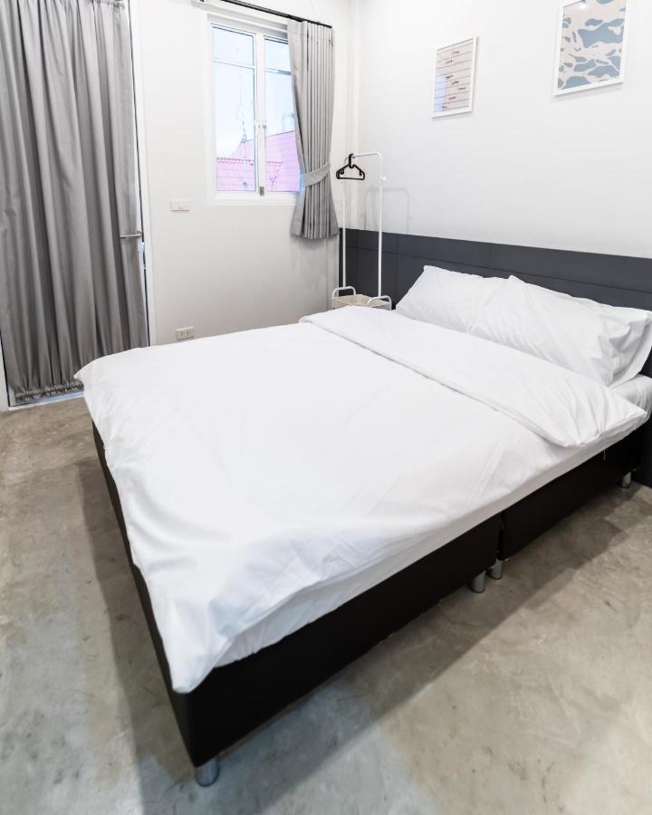 Pier 808 Hostel Bangkok Extérieur photo