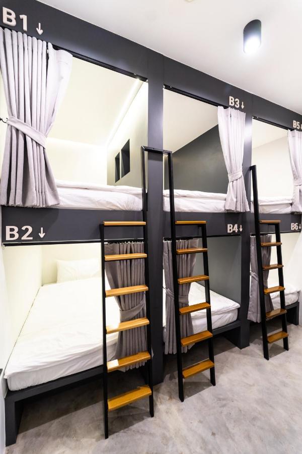Pier 808 Hostel Bangkok Extérieur photo