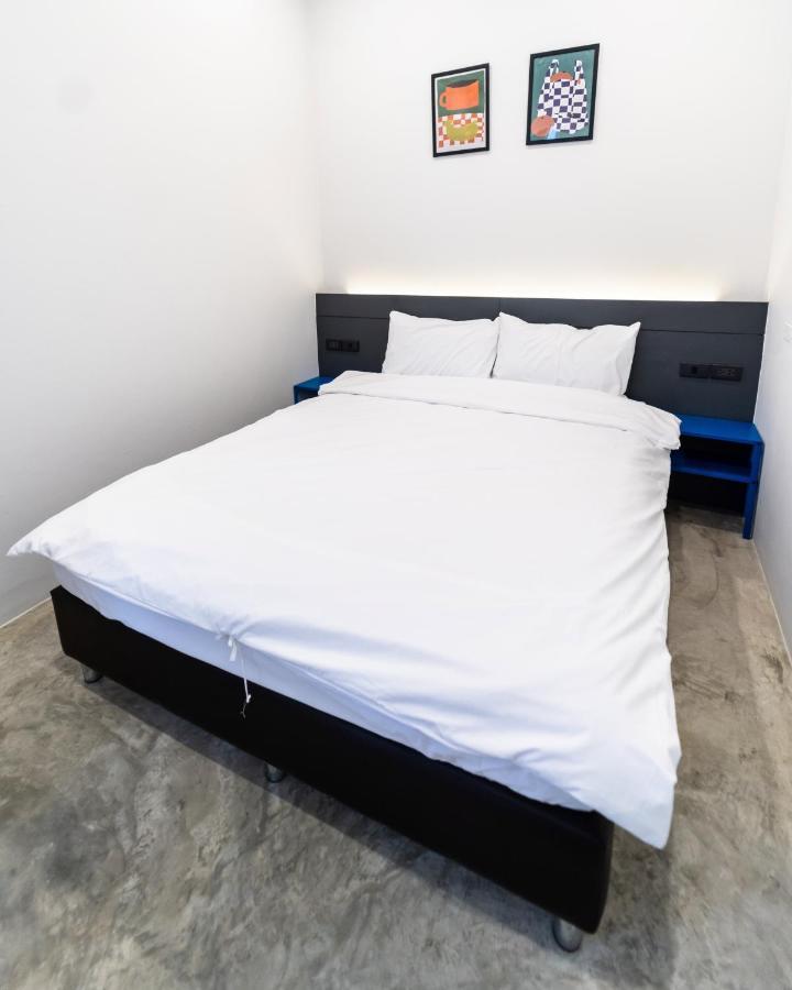 Pier 808 Hostel Bangkok Extérieur photo