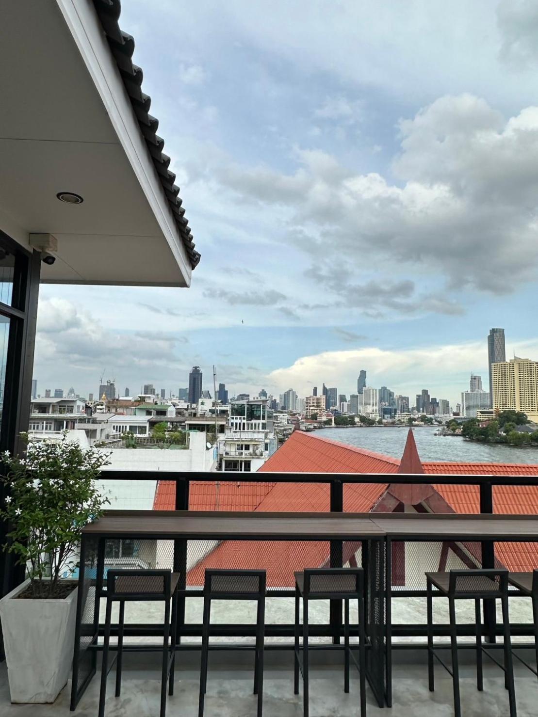 Pier 808 Hostel Bangkok Extérieur photo