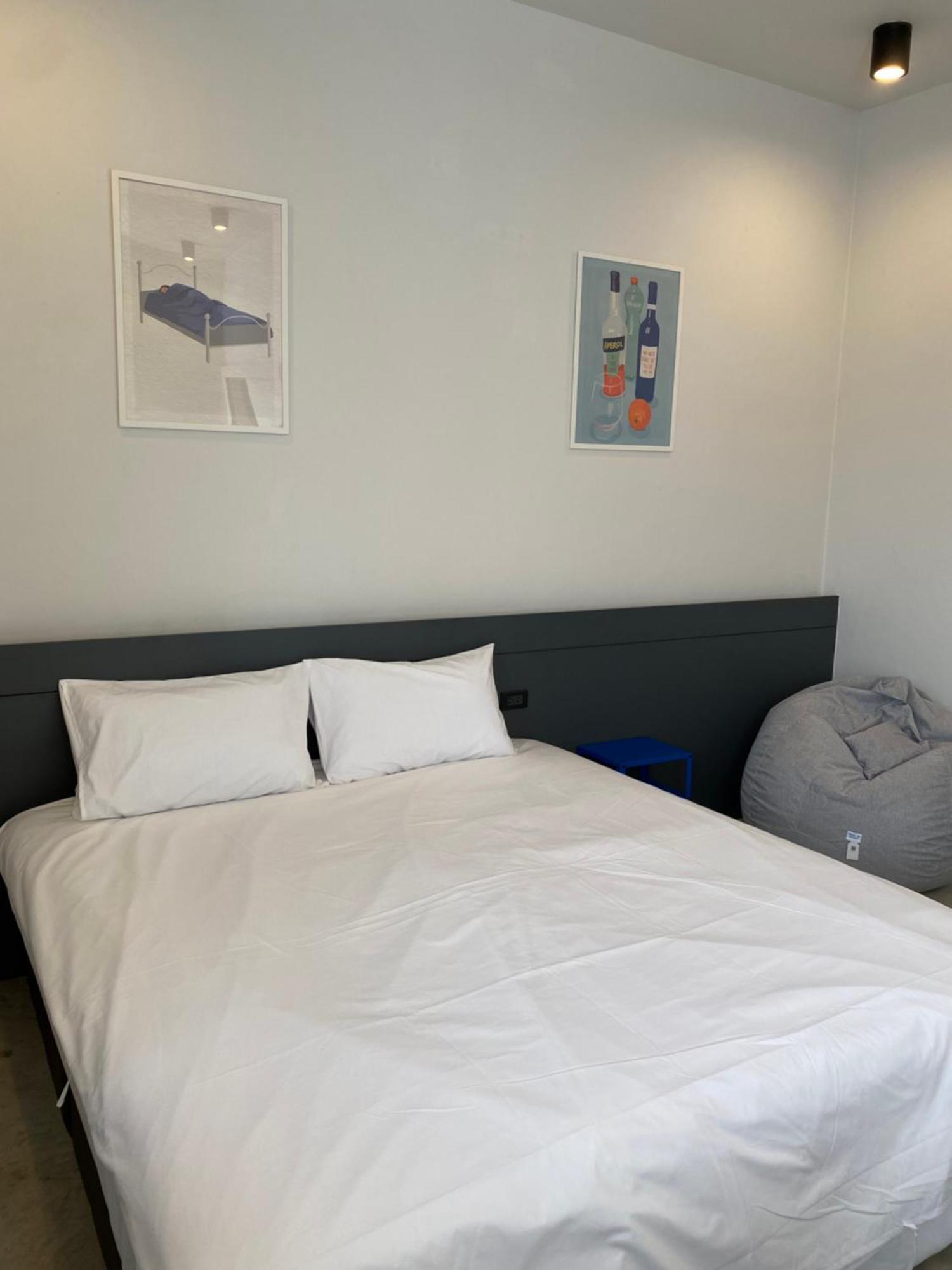 Pier 808 Hostel Bangkok Extérieur photo